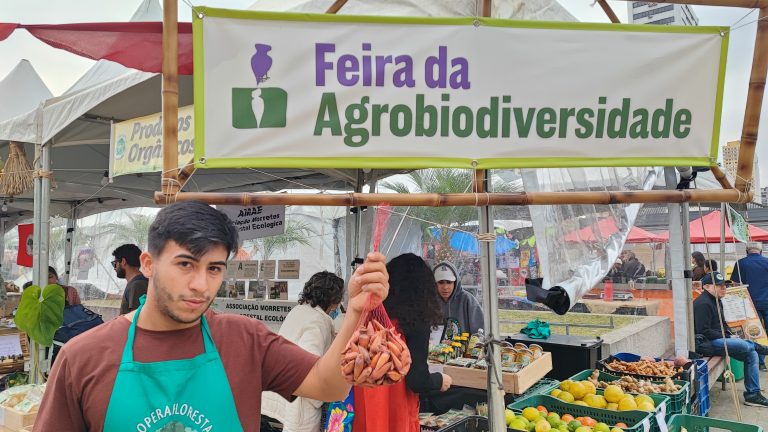 Feira de Agrobiodiversidade. Foto: Bernardo Amaral